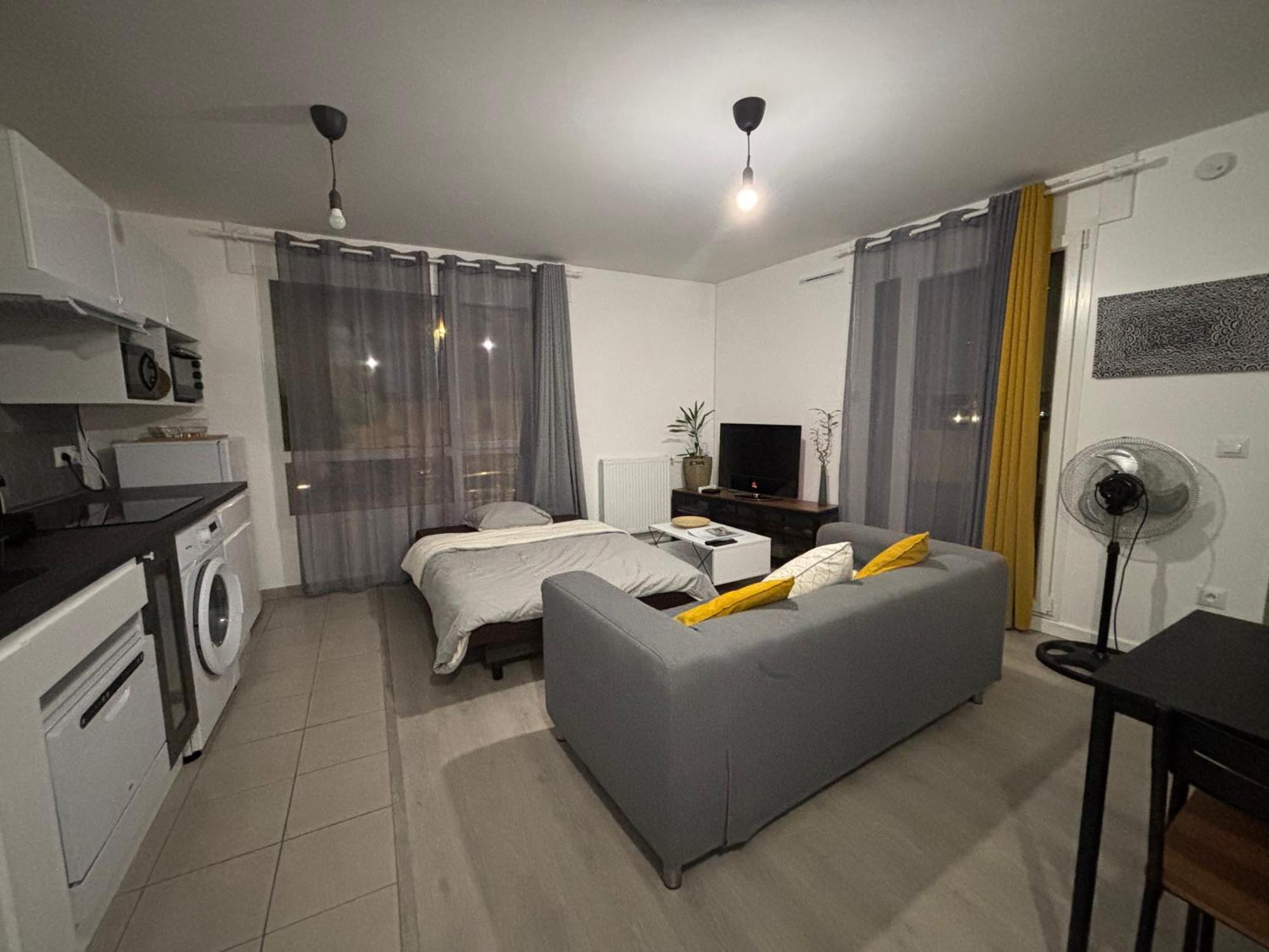 Villejuif - Metro Leo Lagrange - 2 Pieces Avec Balcon Экстерьер фото